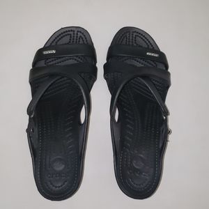 Womens Size 10 Crocs